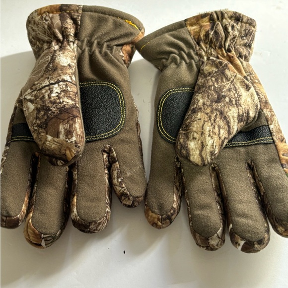 Hot Shot Trophy Gear Gloves Size Large with 3M Thinsulate. Water Proof. - Picture 2 of 3